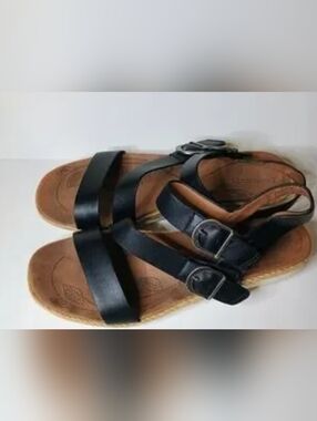 BareTraps Navy Leather Buckle Espadrille Sandals Size 8